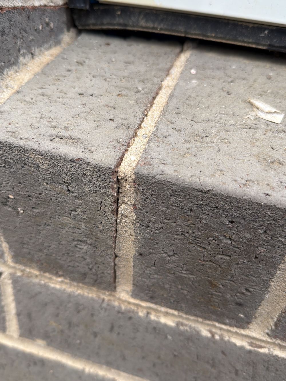 Rubber flashings that stop short