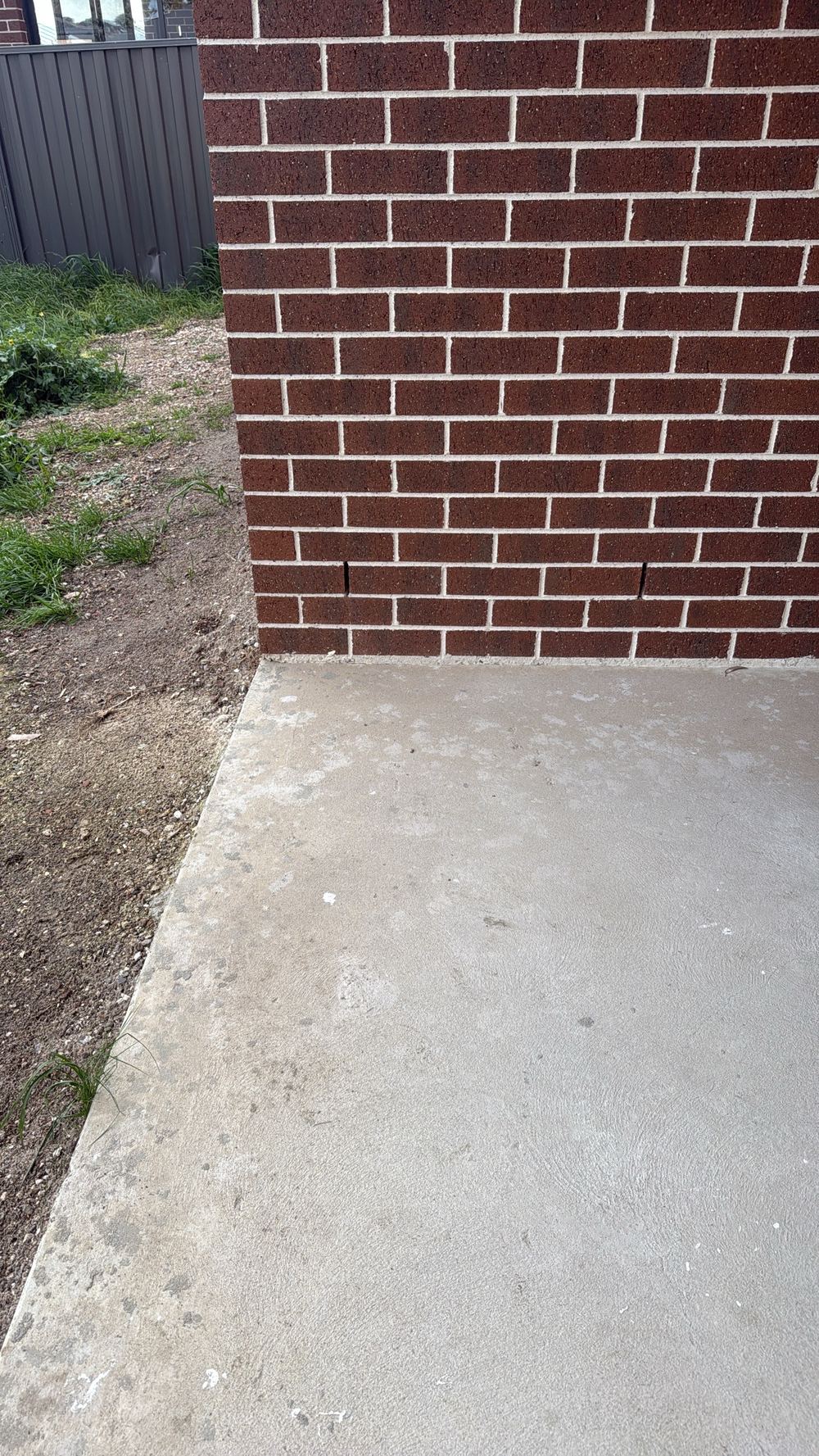 Base bed joint over 20mm thick where the brickwork starts above the slab, Pakenham